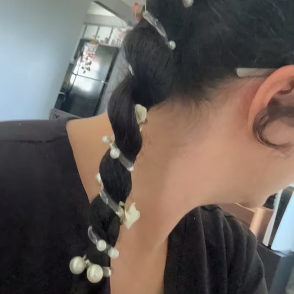 Bohemian Style Braided Hair Rope with Pearls and Flowers - Picture 5 of 6